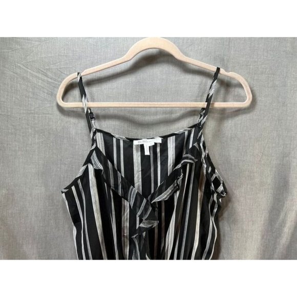 BCBGeneration Shirt Women Medium Black White Striped Sleeveless Pullover Ladies. - Picture 2 of 8